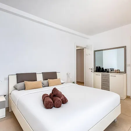 Gzira, 2 Bedroom Appartement Gzira
